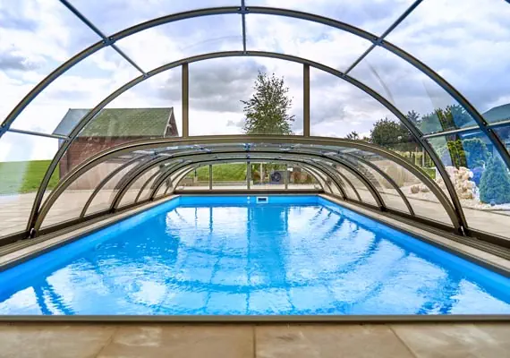 Konstruerade pooltak