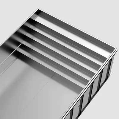 trappsteg längs hela poolen