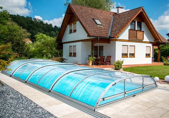 Glidskena för automatiskt tak 