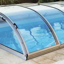 8 mm transparent dubbelväggig polykarbonat