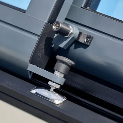 låsbar spärr (med nyckel)