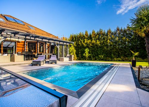 Krönlister för pooler med overflow