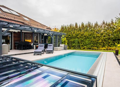 Plastic pools realisation