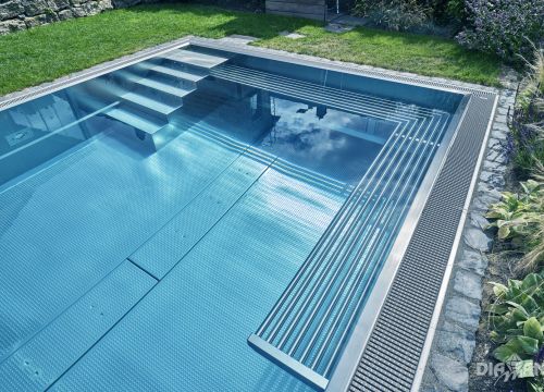 e8ee2eff912cf425074a5fee2e17028f