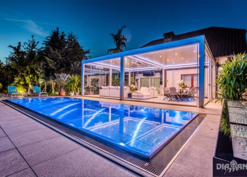 e8ee2eff912cf425074a5fee2e17028f