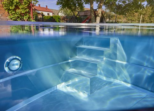 e8ee2eff912cf425074a5fee2e17028f