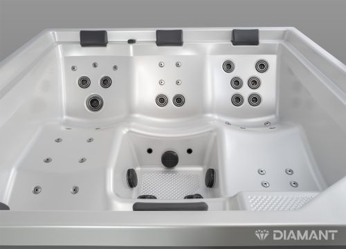 Specjalna letnia oferta na wanny SPA Diamant_gallery