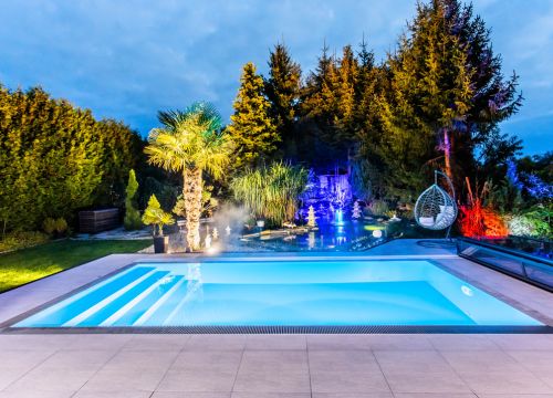 REALISATION: Exclusive Model with Premium Equipment - The Elite 22 Garden Overflow Pool for Demanding Customers