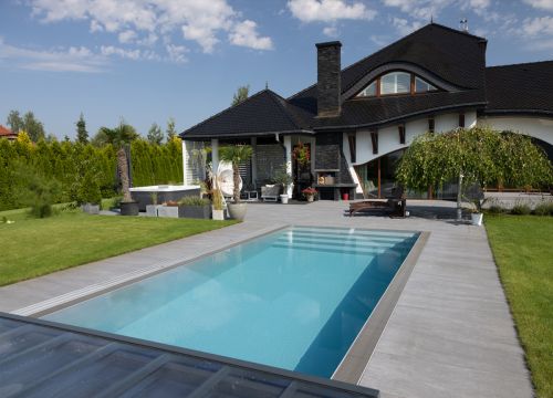 REALISATION: Exclusive Model with Premium Equipment - The Elite 22 Garden Overflow Pool for Demanding Customers