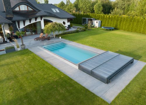 REALISATION: Exclusive Model with Premium Equipment - The Elite 22 Garden Overflow Pool for Demanding Customers